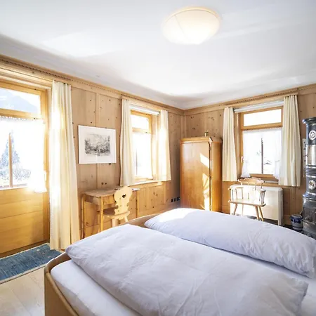 Chasa Suot Chaste Ardez