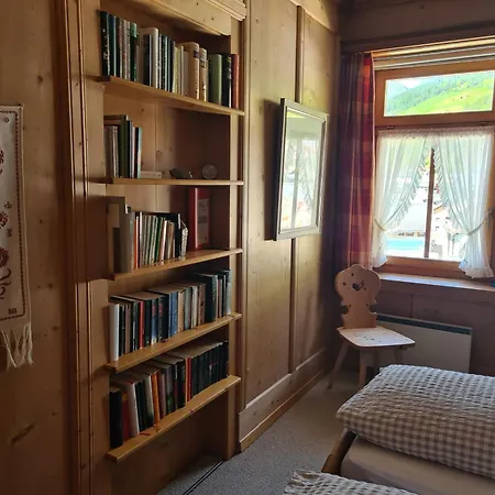 Chasa Suot Chaste 公寓 阿尔代兹