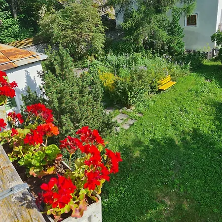 Chasa Suot Chaste * Ardez