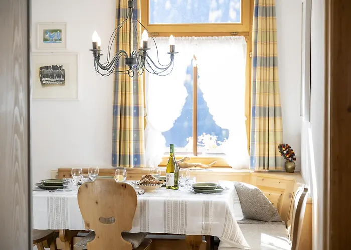 Chasa Suot Chasté * Ardez