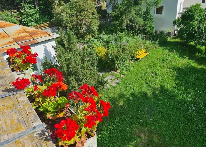 Chasa Suot Chaste * Ardez